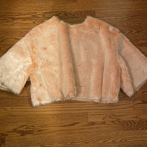 Zara salmon pink fur pull over. - Picture 6 of 8